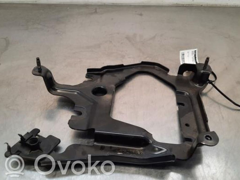 Muu moottoritilan osa   291X69636R,291X69636R