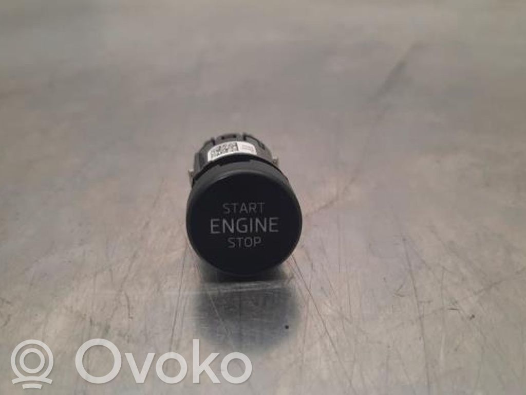 Skoda Fabia Mk4 (6VA) Engine start stop button switch 