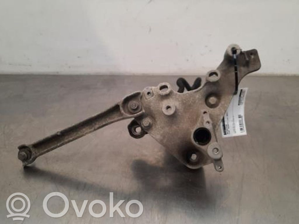 Fiat Talento Engine mount bracket 