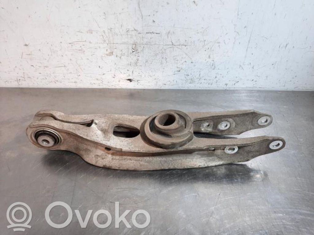 Audi A4 S4 B9 8W Braț control spate 