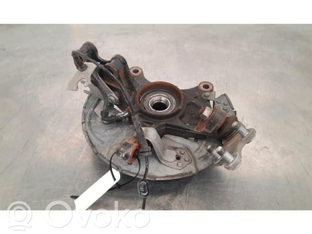 Peugeot 3008 II Front wheel hub spindle knuckle 