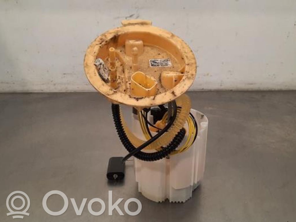 BMW 1 F40 Bomba interna de combustible