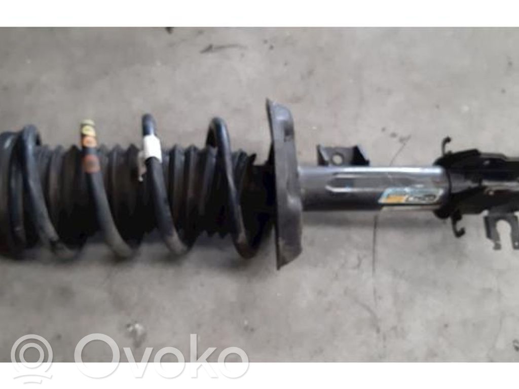 Fiat 500L Etuiskunvaimennin