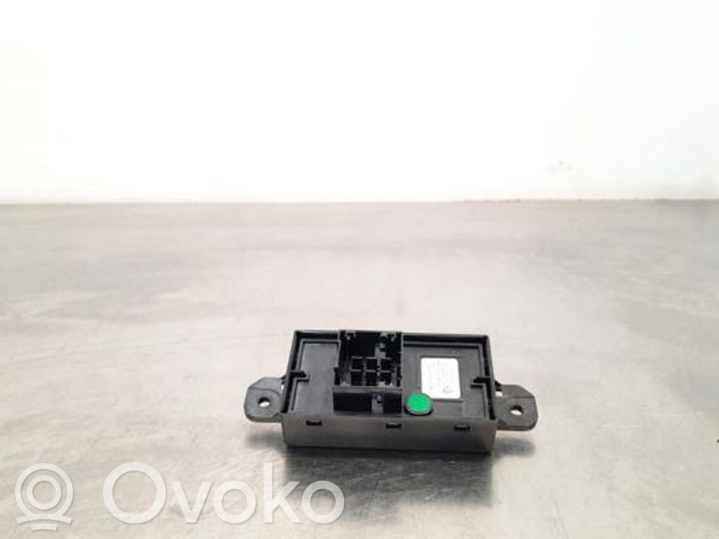 Citroen DS7 Crossback Antenna control unit 