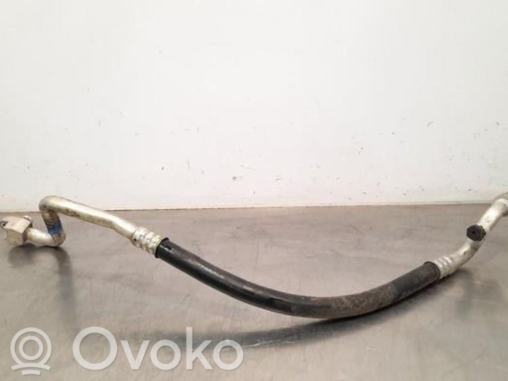 Ilmastointilaitteen putki (A/C)   JT7119F618BB,JT7119F618BB,2415906,JT7119G618BB