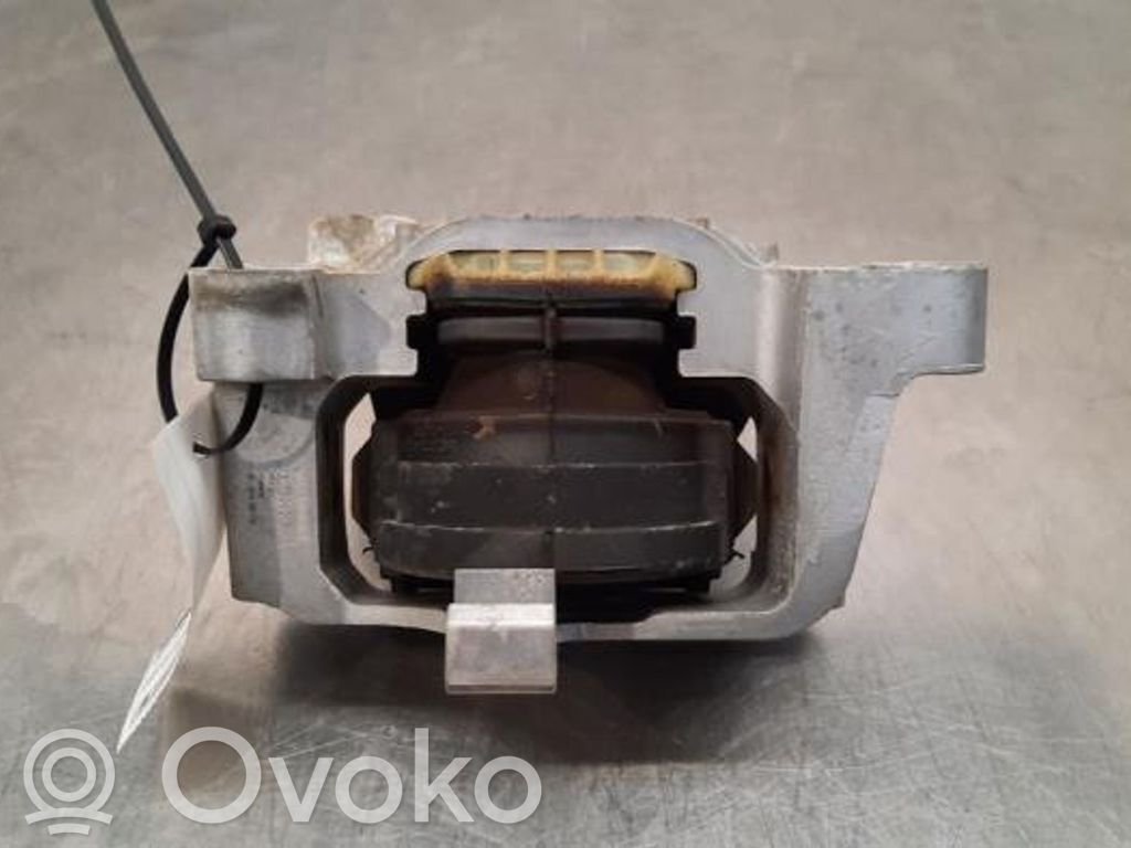 Volvo XC40 Suport tampon motor 