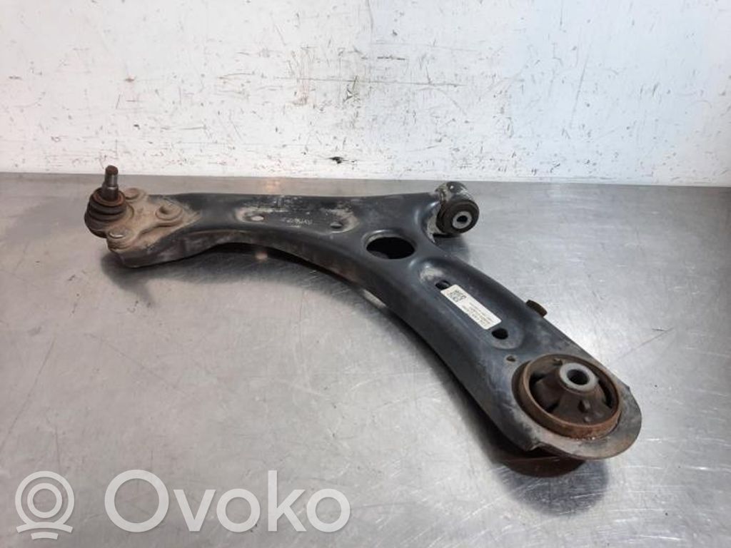 Hyundai i30 Braccio di controllo sospensione anteriore 