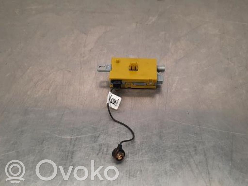 Land Rover Discovery 4 - LR4 Amplificatore antenna 