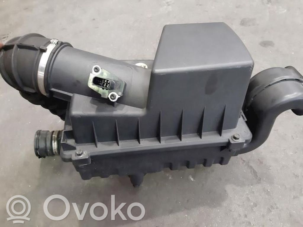 Ford Connect Air filter box 