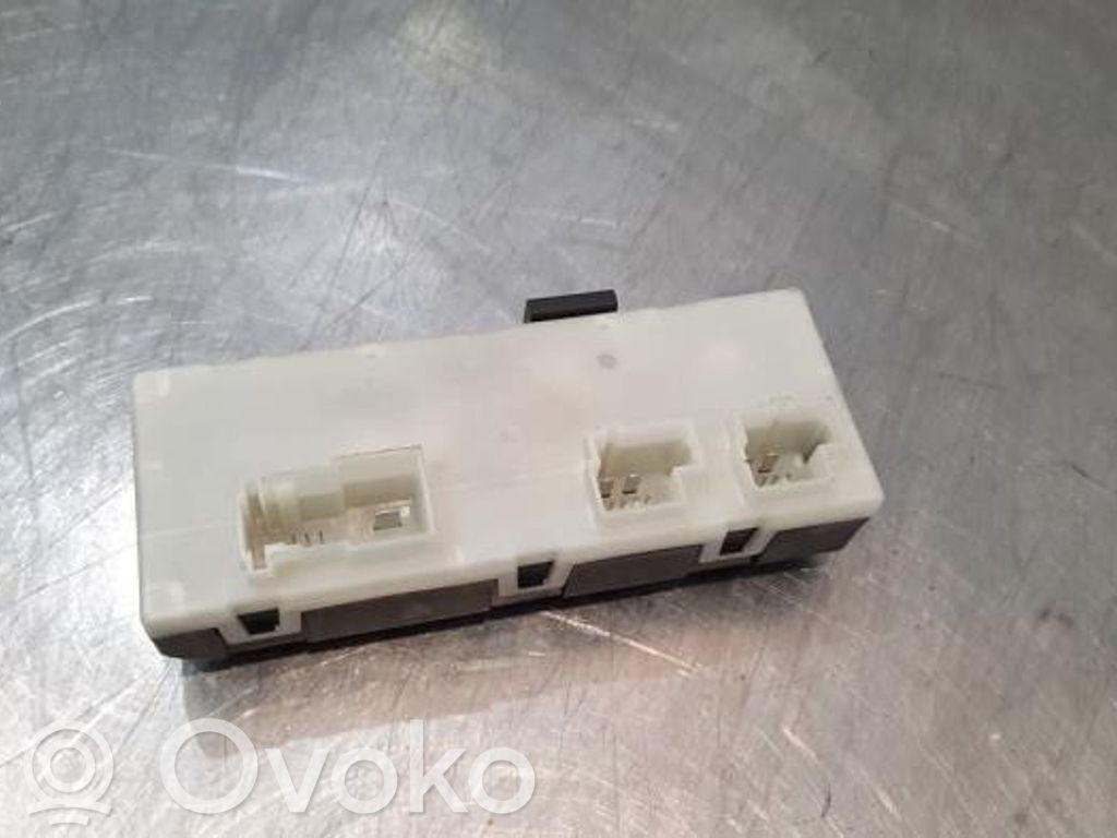 BMW X3 G01 Tailgate/trunk control unit/module 