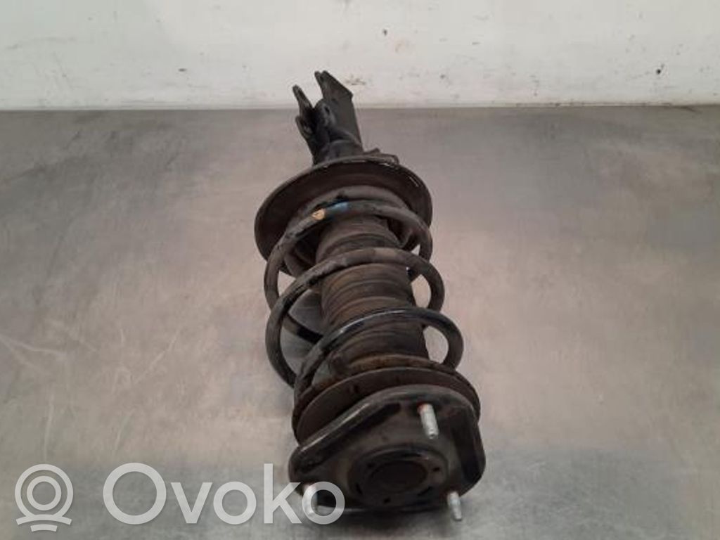 Toyota Auris E180 Etuiskunvaimennin 