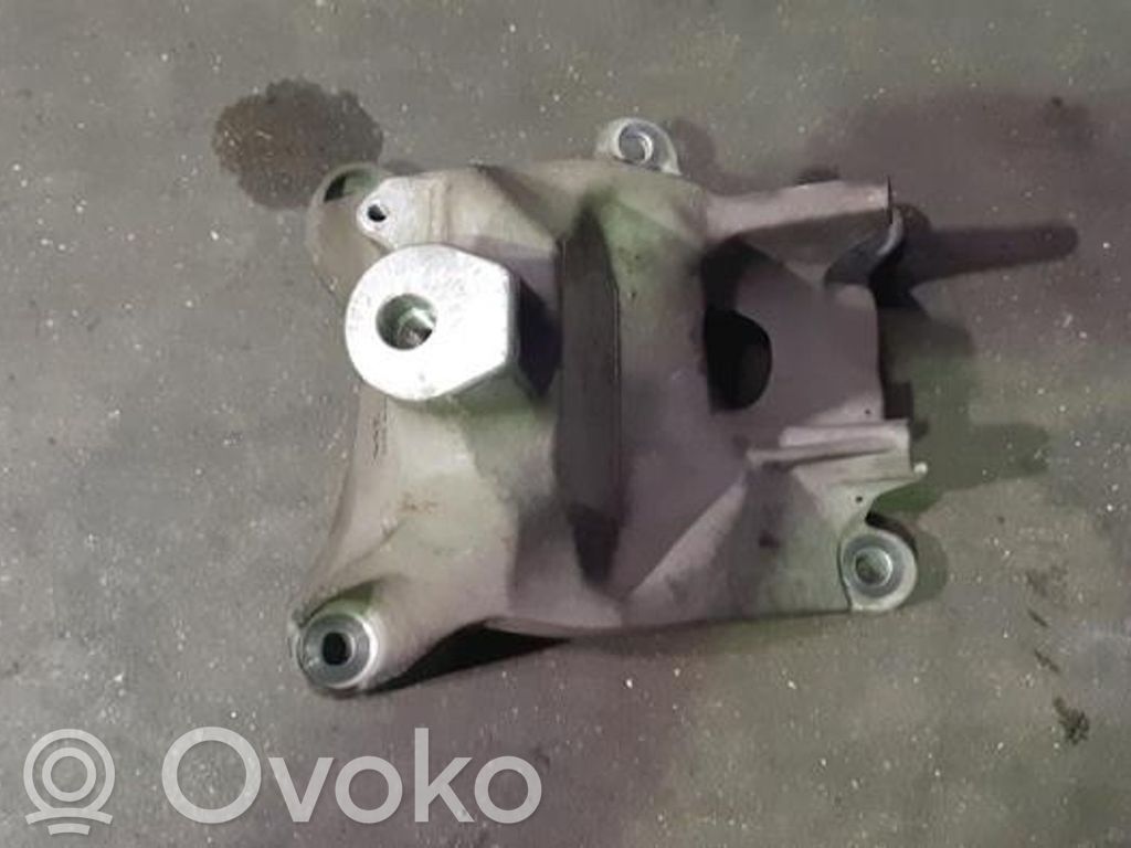 Engine mount bracket   4M0199308AC