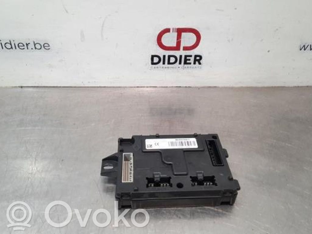 Dacia Sandero Central body control module 
