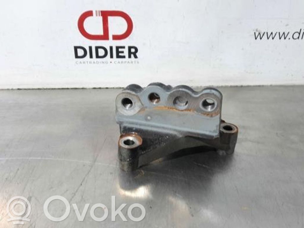 Toyota Auris E180 Supporto di montaggio scatola del cambio