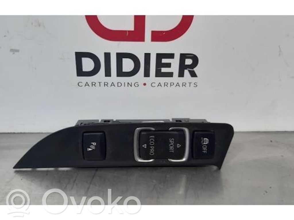 BMW 2 F22 F23 Commutateur de capteur de stationnement (PDC) 