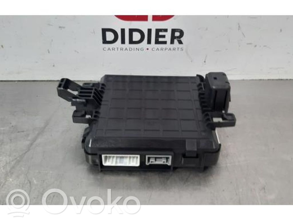 Antenna control unit   BCKA675Z0B,18K10497B0,18K10497B0