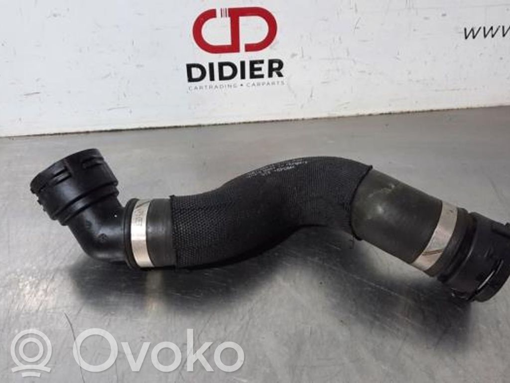 Audi Q7 4M Tubo flessibile del liquido di raffreddamento del motore 