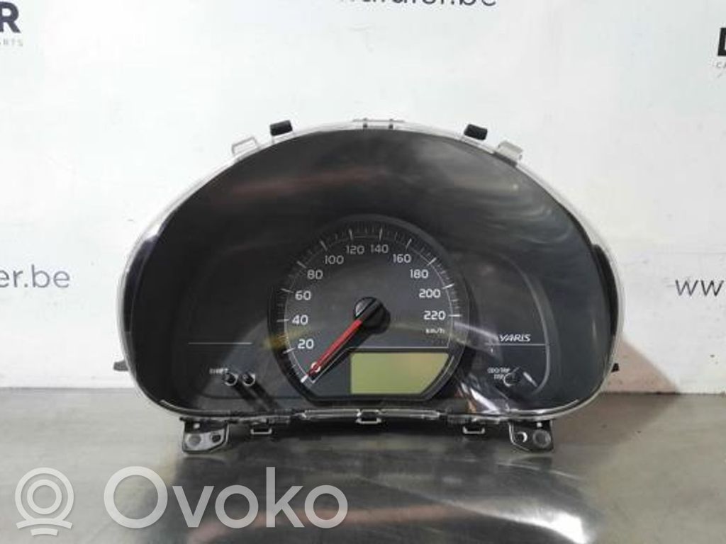 Toyota Yaris Nopeusmittari (mittaristo)