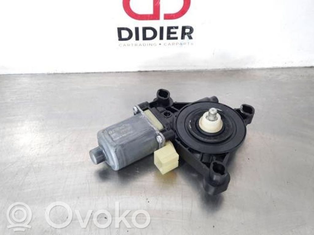 Audi A4 S4 B9 8W Silniczek podnoszenia szyby drzwi tylnych 