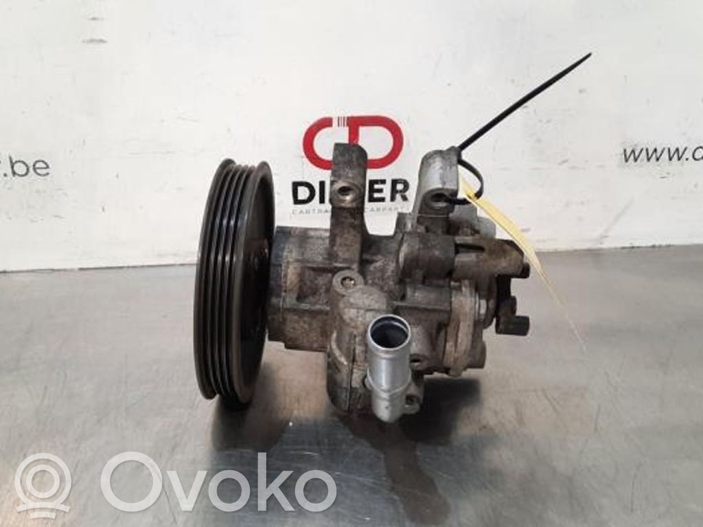 Ohjaustehostimen pumppu   6C1Q3A733AA
