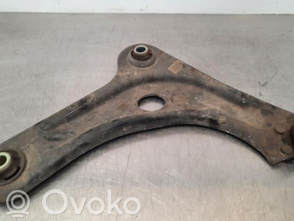 Peugeot 2008 I Braccio di controllo sospensione anteriore