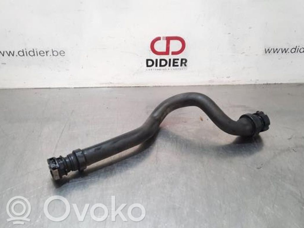 Citroen Berlingo Tubo flessibile del liquido di raffreddamento del motore 
