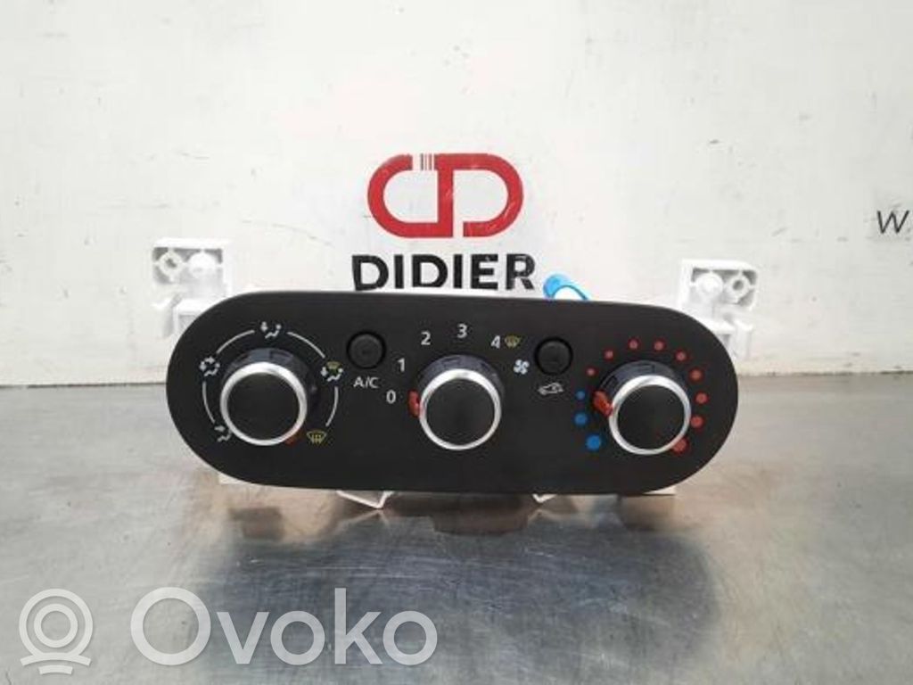 Renault Trafic III (X82) Panel klimatyzacji 