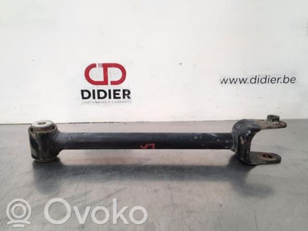 Brazo de suspensión trasero
