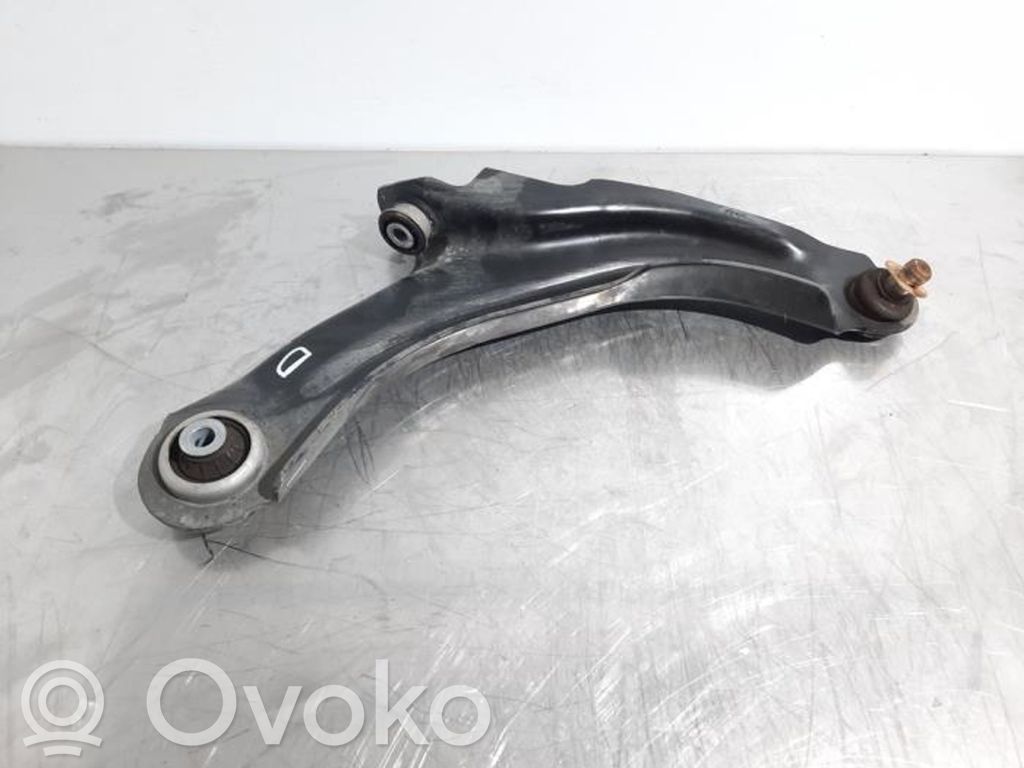 Renault Clio IV Wahacz przedni 
