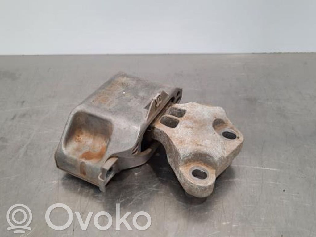Engine mount bracket   349378,S355MCEN10149,S355MCEN10149