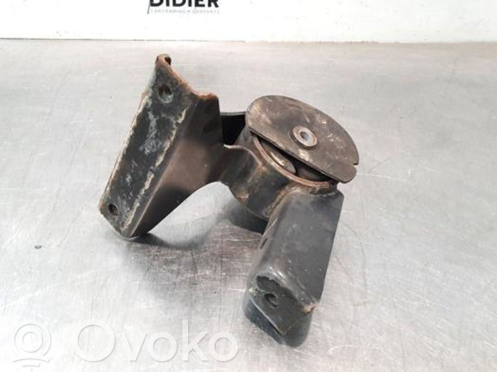 Suzuki Swift II Supporto di montaggio del motore 