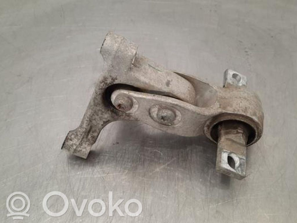 Engine mount bracket   105536600H