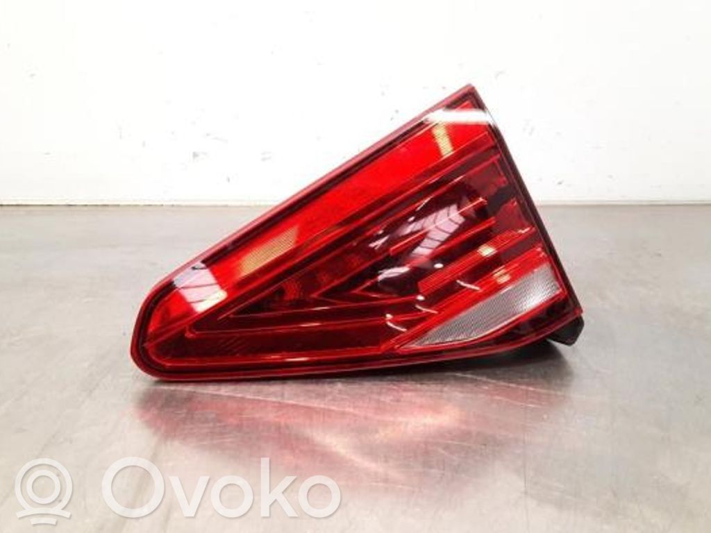 Volkswagen Touran III Takavalot 