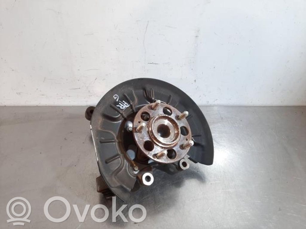 Hyundai i30 Olka-akselin laakeripesä 