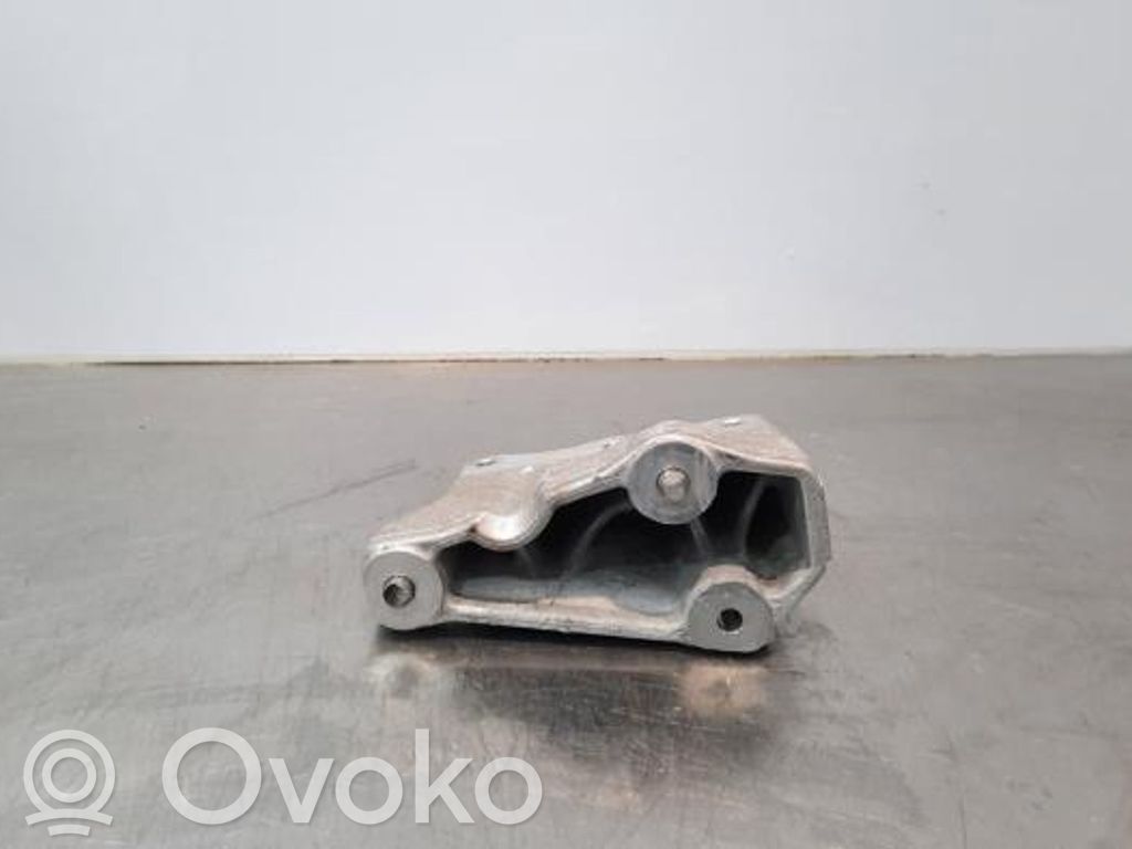 Mini One - Cooper F56 F55 Moottorin kiinnikekorvake 