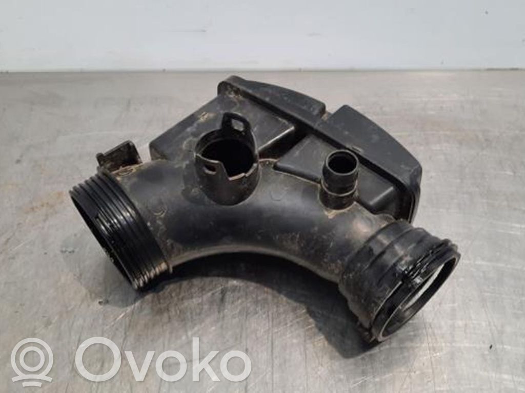 BMW 1 F20 F21 Rura / Wąż dolotowy powietrza 