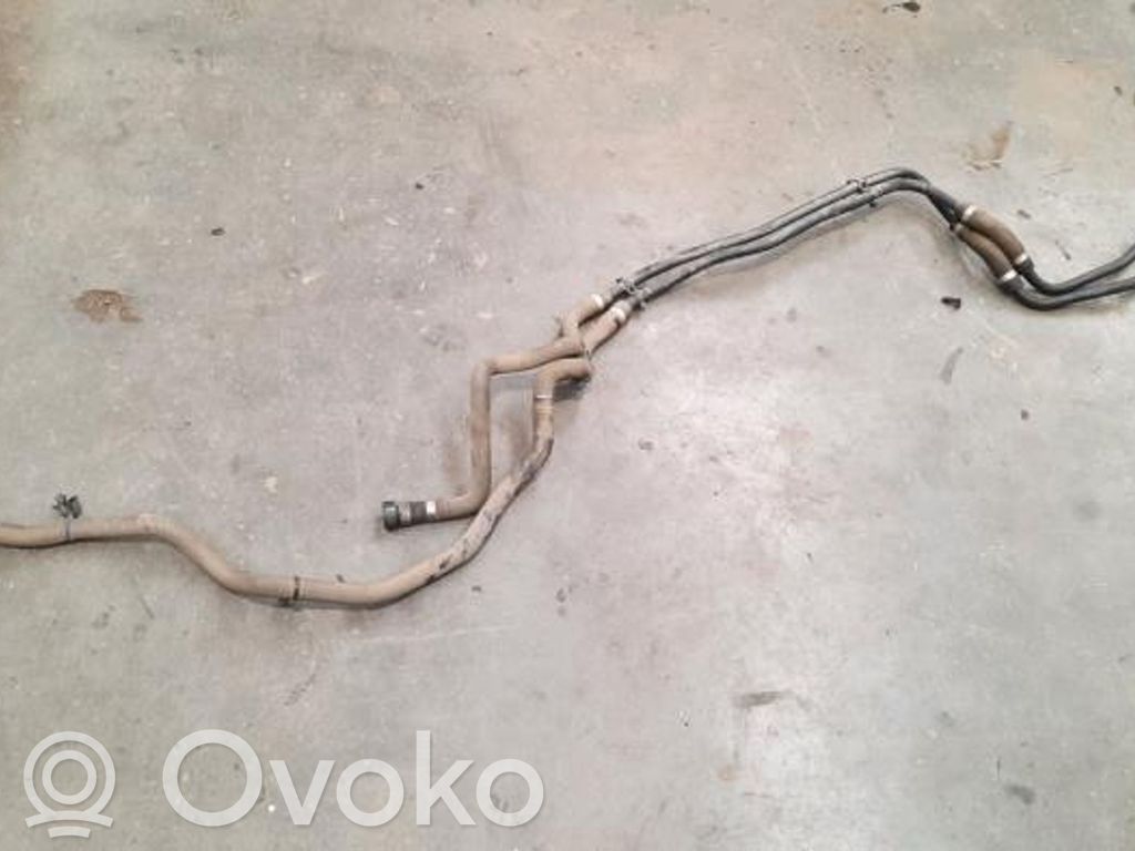 Volvo XC90 Tubo flessibile del liquido di raffreddamento del motore 