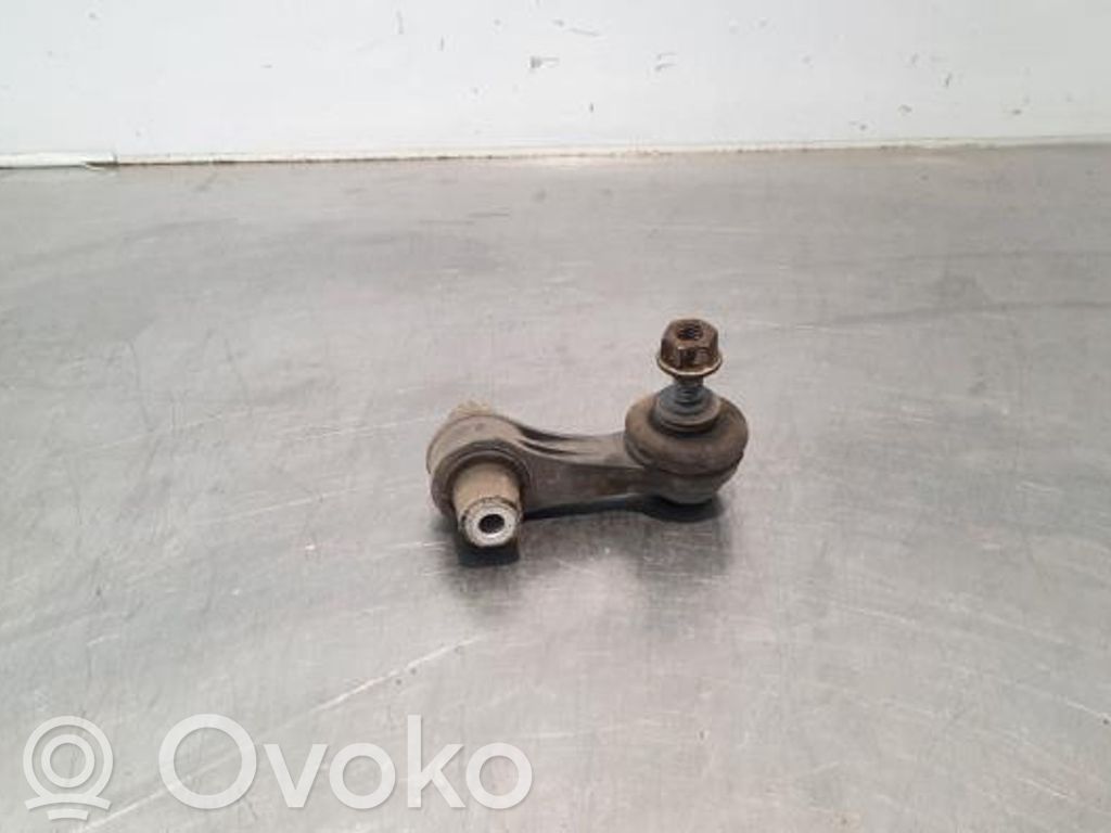 Volkswagen PASSAT B8 Łącznik stabilizatora przedniego 