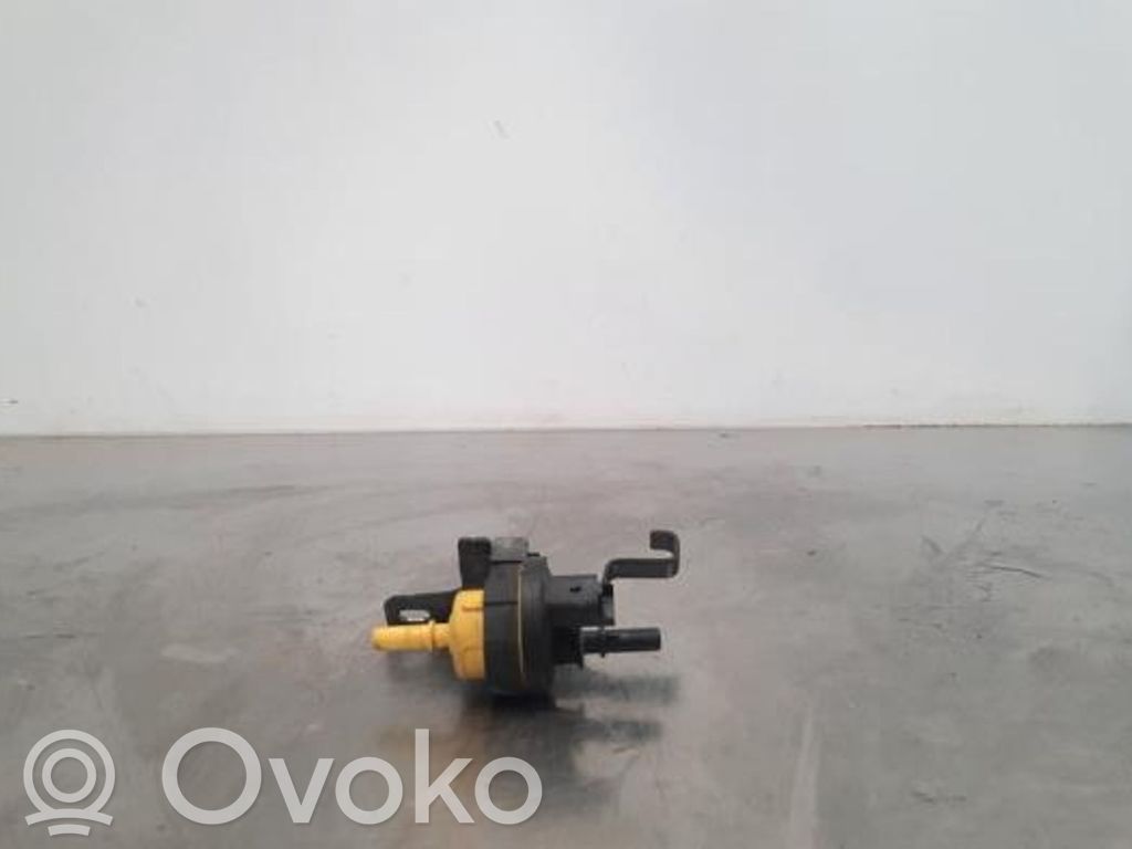 Renault Clio V Bomba de vacío 