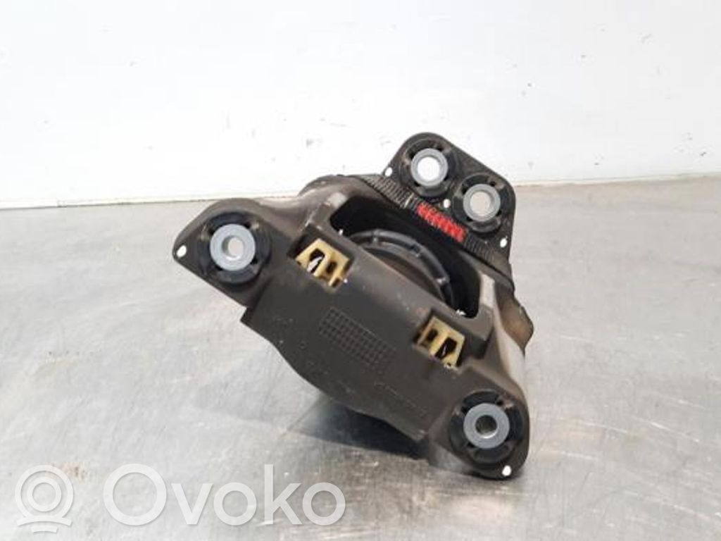 Moottorin kiinnikekorvake   32137494