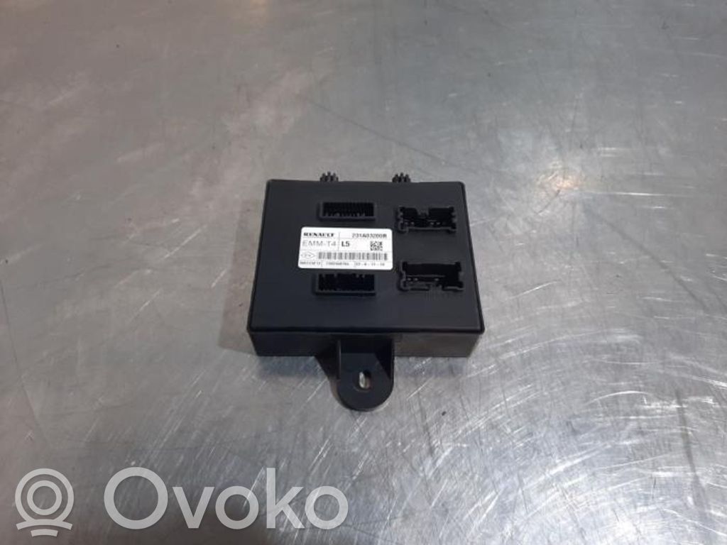 Renault Clio IV Engine control unit/module 