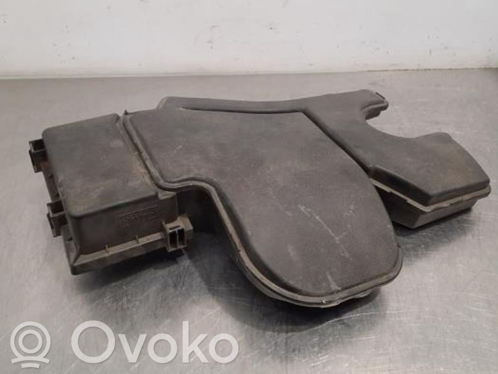 Toyota Aygo AB40 Air filter box 