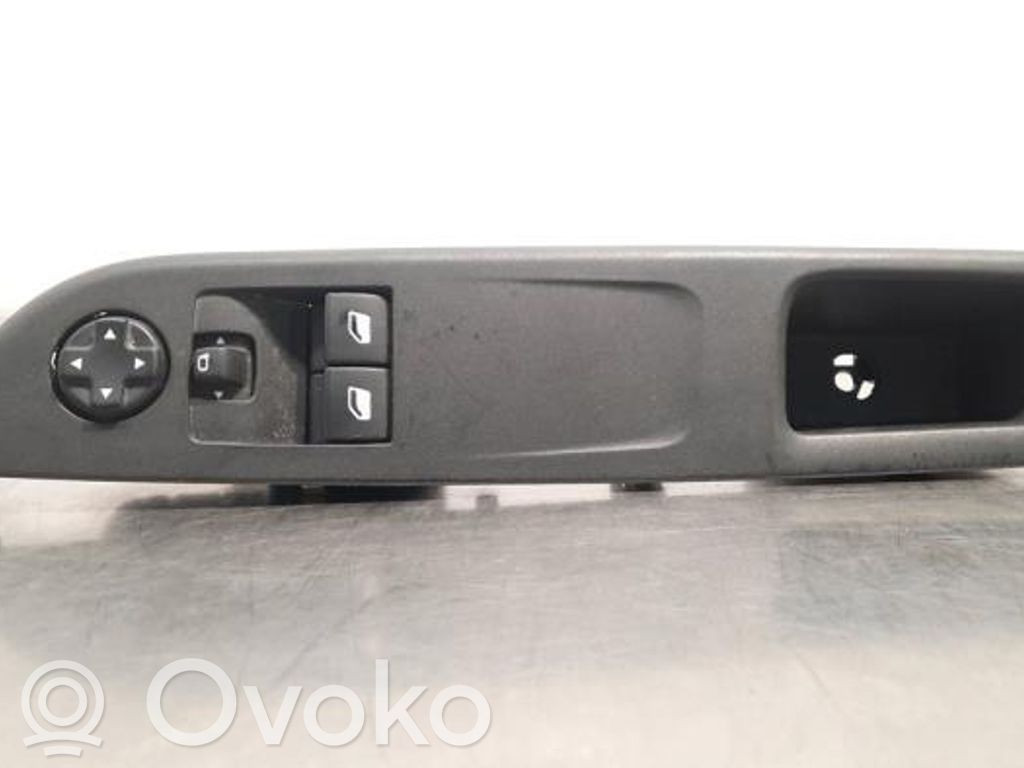 Opel Corsa F Electric window control switch 