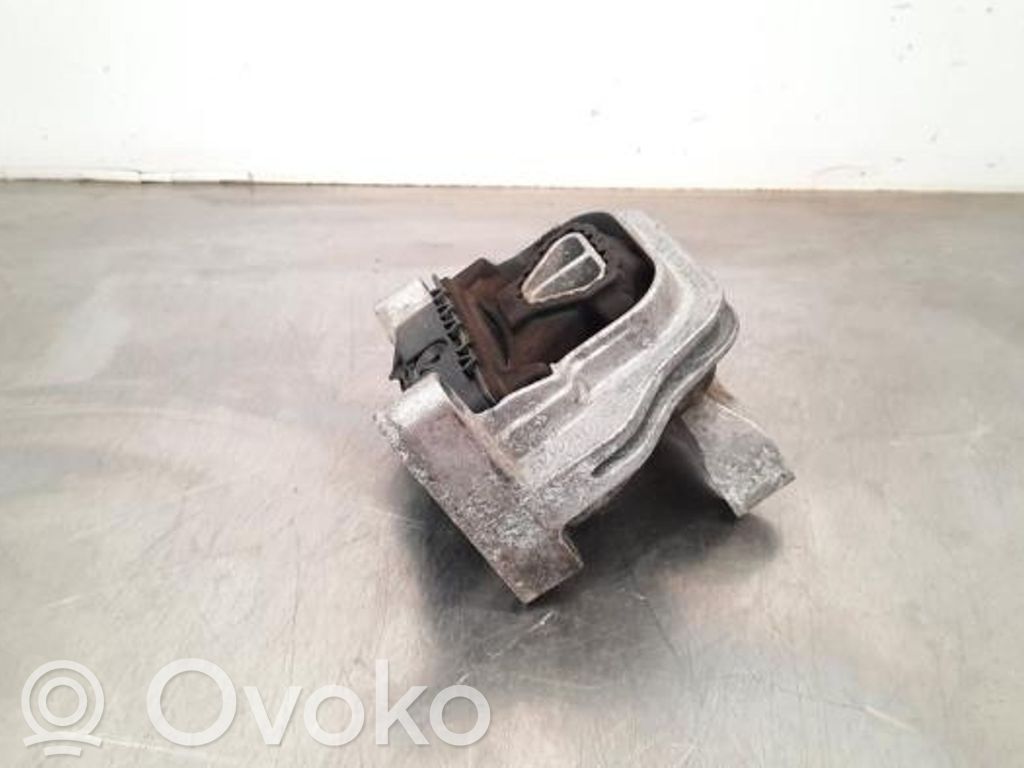 Skoda Fabia Mk3 (NJ) Gearbox mounting bracket 