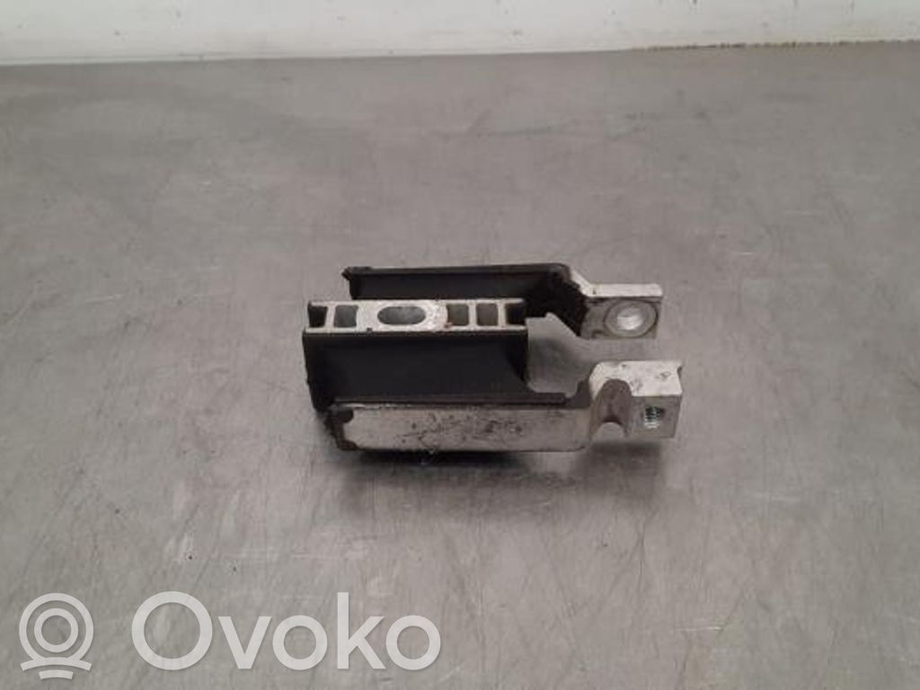 Engine mount bracket   32222107,32222107
