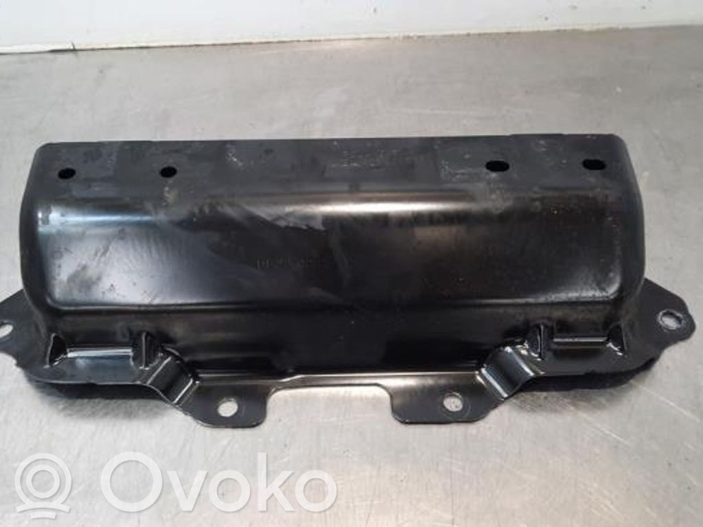 Muu moottoritilan osa   1EA825921B,1EA825921B