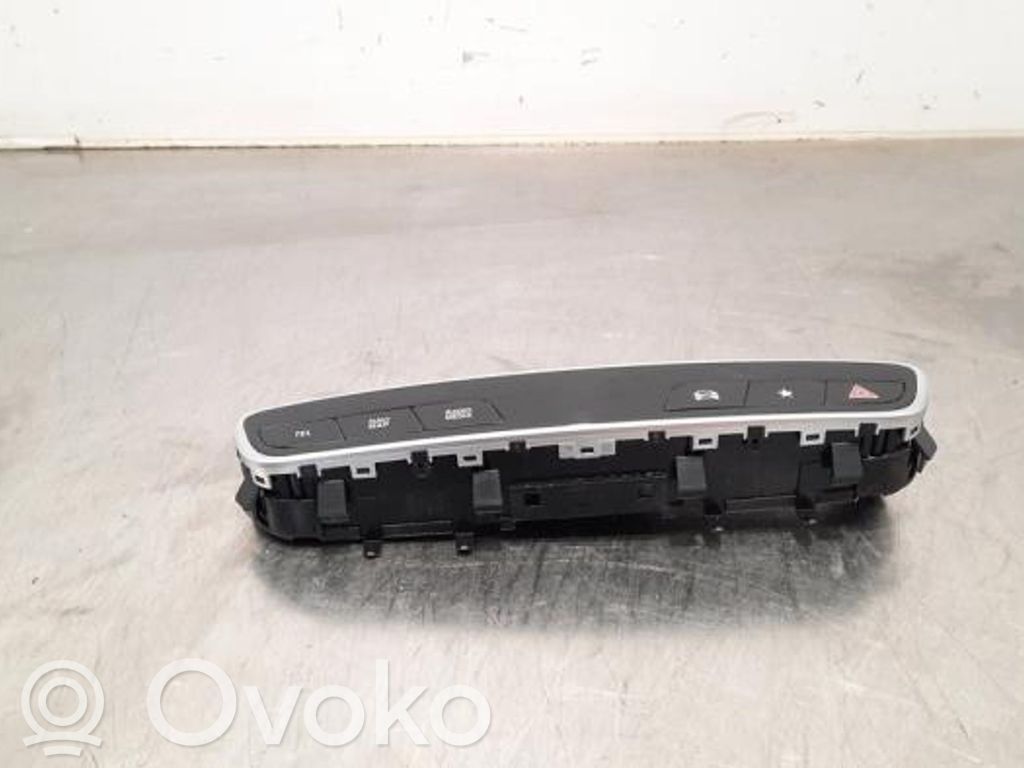 Mercedes-Benz E W213 Otros interruptores/perillas/selectores 