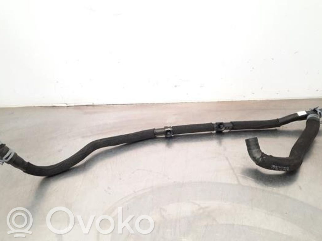 Audi e-tron Engine coolant pipe/hose 