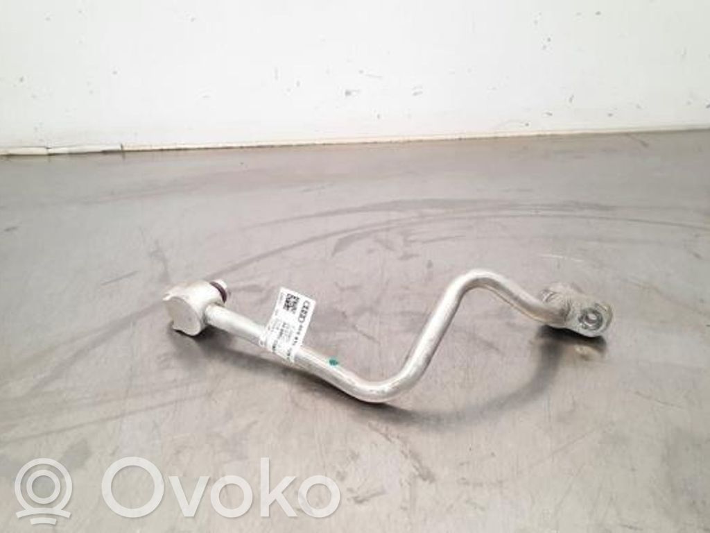 Audi e-tron Ilmastointilaitteen putki (A/C) 