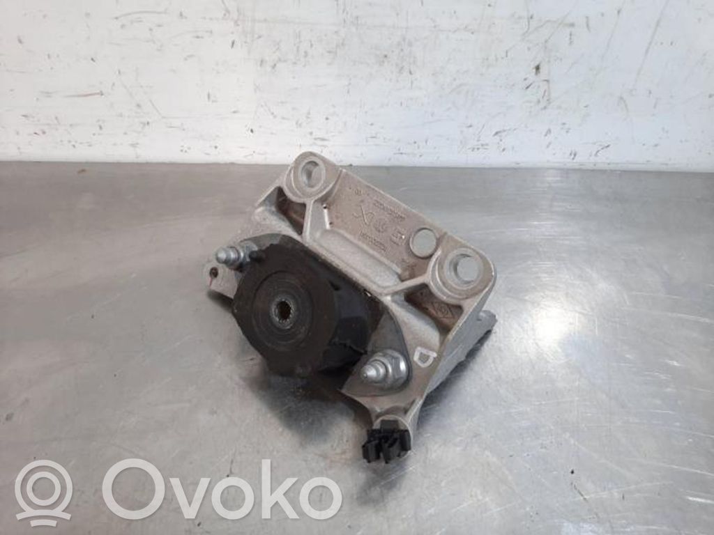 Engine mount bracket   112222643R,112224152R,112224152R